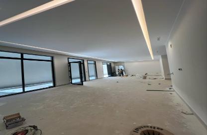 Full Floor - 5 Bedrooms - 5 Bathrooms for sale in Al Munisiyah - Riyadh - Ar Riyadh