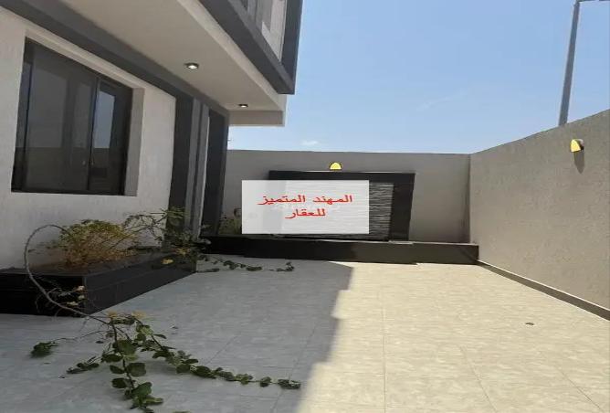 257998 - Property Image 2