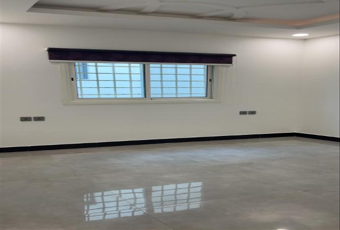 257943 - Property Image 2