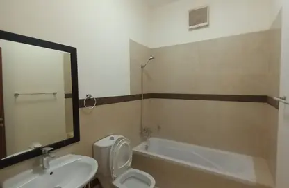 Villa - 6 Bedrooms - 4 Bathrooms for sale in Ar Riyadh - Jeddah - Makkah Al Mukarramah