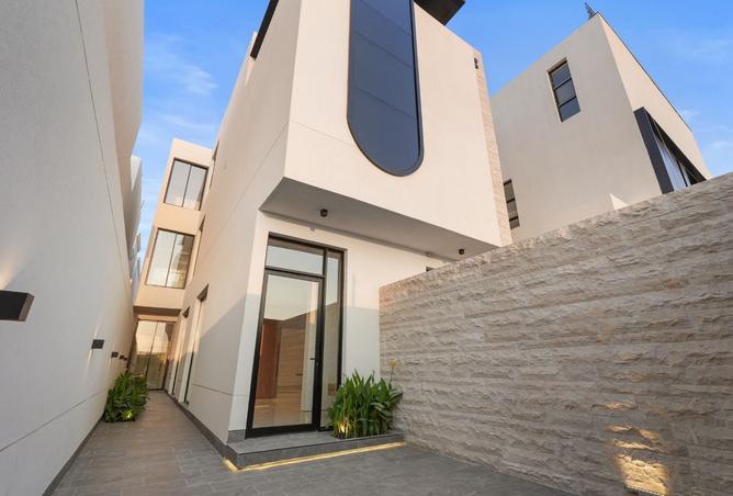 257359 - Property Image 2