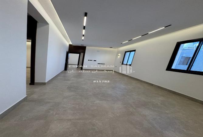 255440 - Property Image 2
