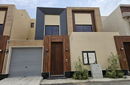 Full Floor - 5 Bedrooms - 3 Bathrooms for sale in Ar Rimal - Riyadh - Ar Riyadh