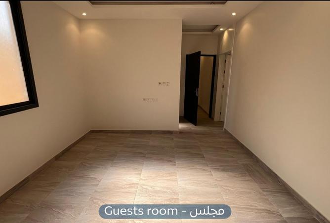 255622 - Property Image 3
