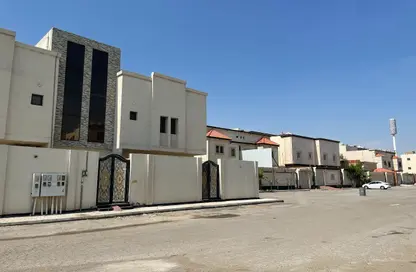Whole Building - Studio for sale in Dahiyat Al Malik Fahd - Ad Dammam - Eastern