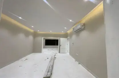 فيلا - 3 غرف نوم - 7 حمامات للبيع في الربوة - الرياض - الرياض
