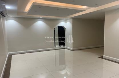 Apartment - 5 Bedrooms - 4 Bathrooms for sale in Al Hamra - Ad Dammam - Eastern