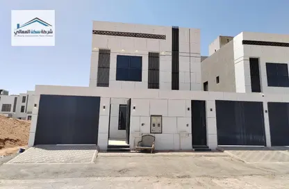 طابق كامل - 3 غرف نوم - 3 حمامات للبيع في الرمال - الرياض - الرياض