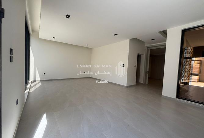 256913 - Property Image 3