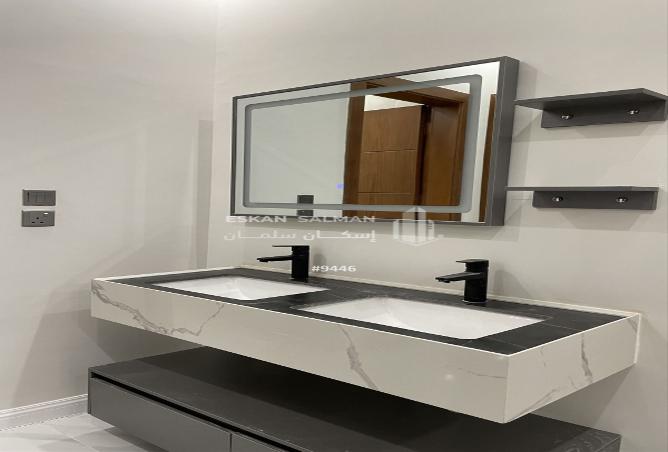 243593 - Property Image 3