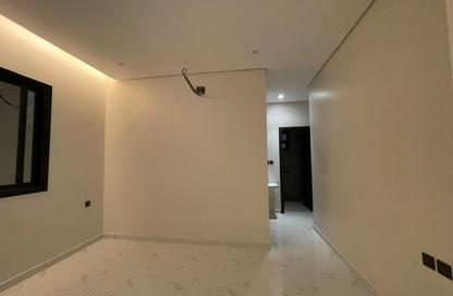 Apartment - 2 Bedrooms - 2 Bathrooms for rent in Al Yarmuk - Riyadh - Ar Riyadh