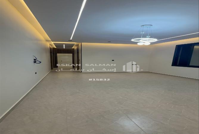255670 - Property Image 3