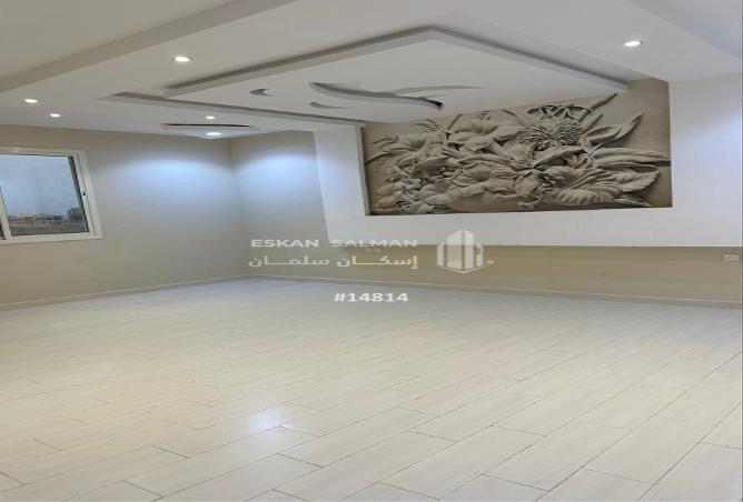 253793 - Property Image 2