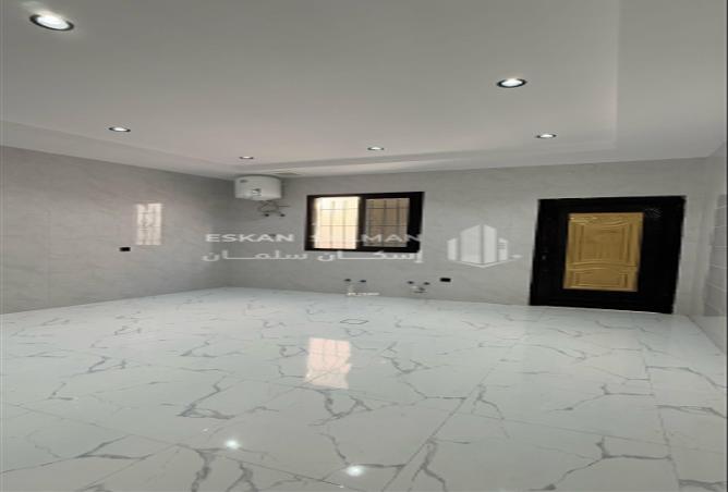 253480 - Property Image 2