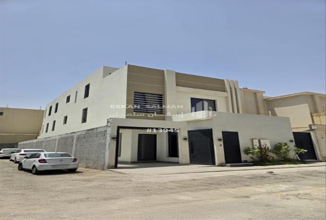 252402 - Property Image 2