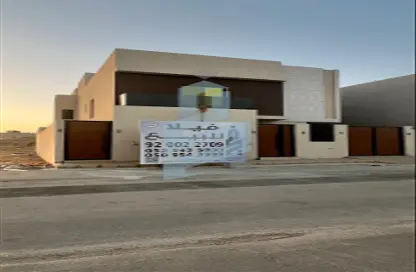 فيلا - 4 غرف نوم - 8 حمامات للبيع في المهدية - الرياض - الرياض