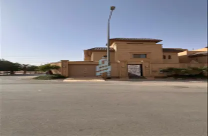 Villa - 5 Bedrooms - 5 Bathrooms for sale in Qurtubah - Riyadh - Ar Riyadh