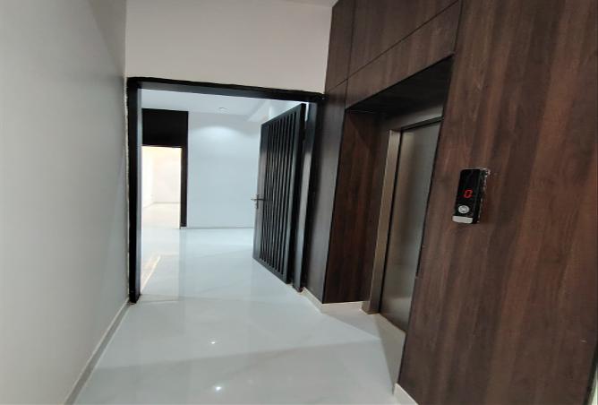 258732 - Property Image 2