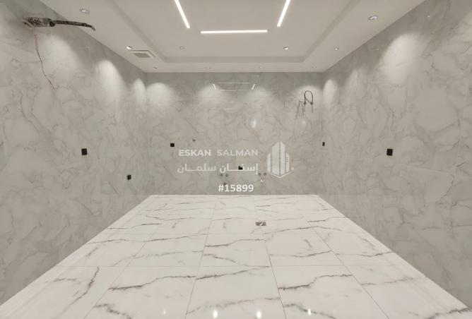 255902 - Property Image 3