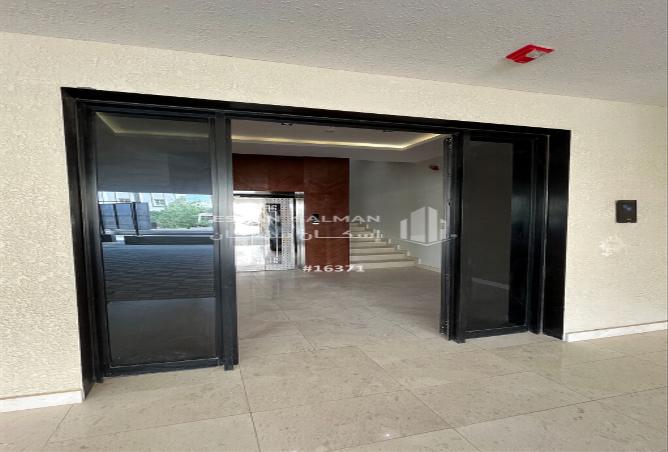 256215 - Property Image 3