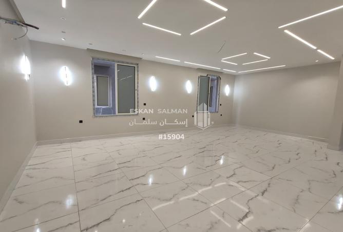 255729 - Property Image 2