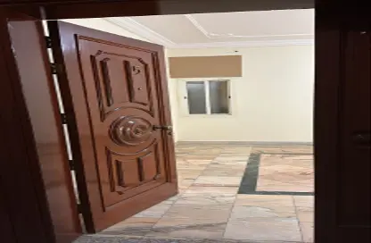 شقة - 5 غرف نوم - 3 حمامات للايجار في الرويس - جدة - مكة المكرمة