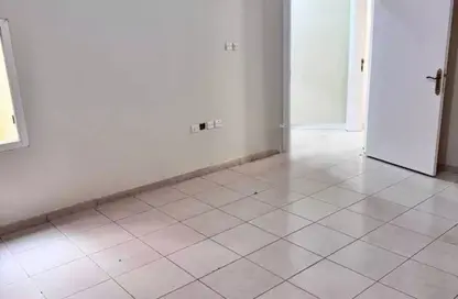 شقة - 3 غرف نوم - 2 حمامات للايجار في اليرموك - الرياض - الرياض