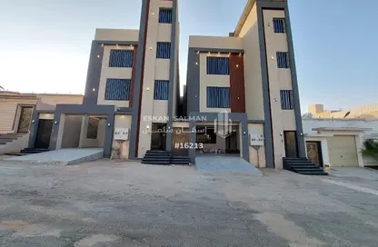 Full Floor - 7 Bedrooms - 4 Bathrooms for sale in Al Wafa - Khamis Mushayt - Asir