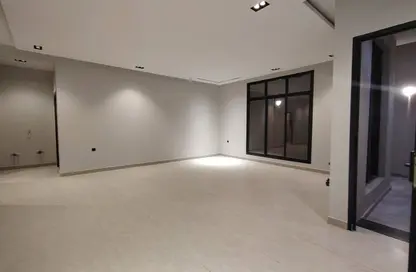 Apartment - 4 Bedrooms - 3 Bathrooms for sale in Qurtubah - Riyadh - Ar Riyadh