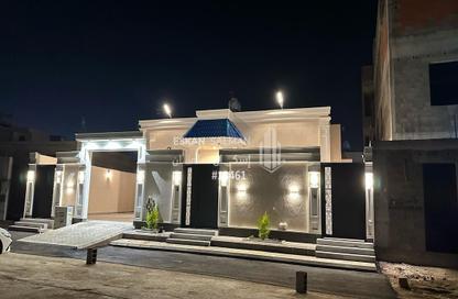 Full Floor - 6 Bedrooms - 5 Bathrooms for sale in Al Qafilah - Khamis Mushayt - Asir
