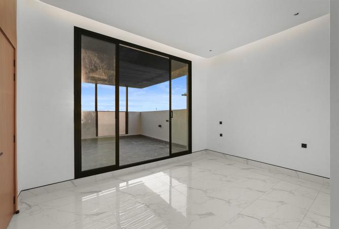 257359 - Property Image 3