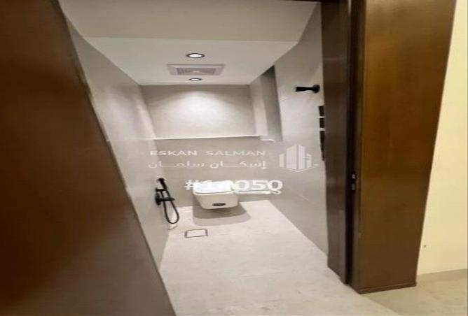 252586 - Property Image 2
