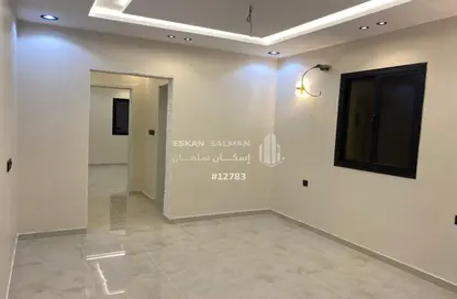 شقة - 5 غرف نوم - 4 حمامات للبيع في طويق - الرياض - الرياض