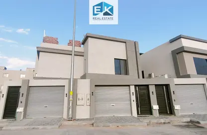 Full Floor - 3 Bedrooms - 4 Bathrooms for sale in Al Qadisiyah - Riyadh - Ar Riyadh