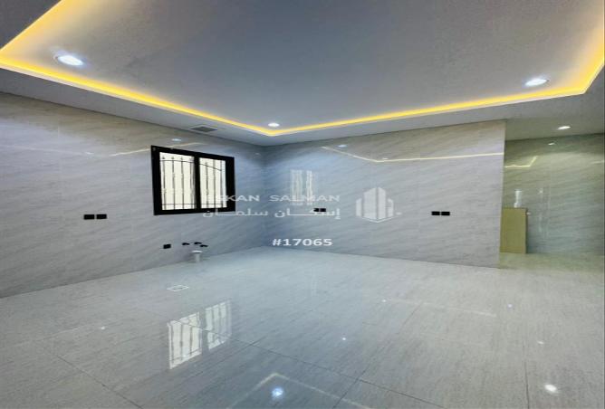 257172 - Property Image 2