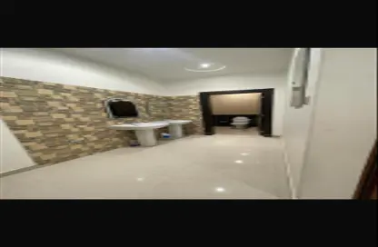 Apartment - 3 Bedrooms - 2 Bathrooms for rent in Al Malqa - Riyadh - Ar Riyadh