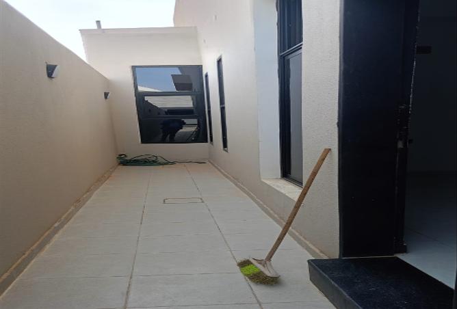 258503 - Property Main Image