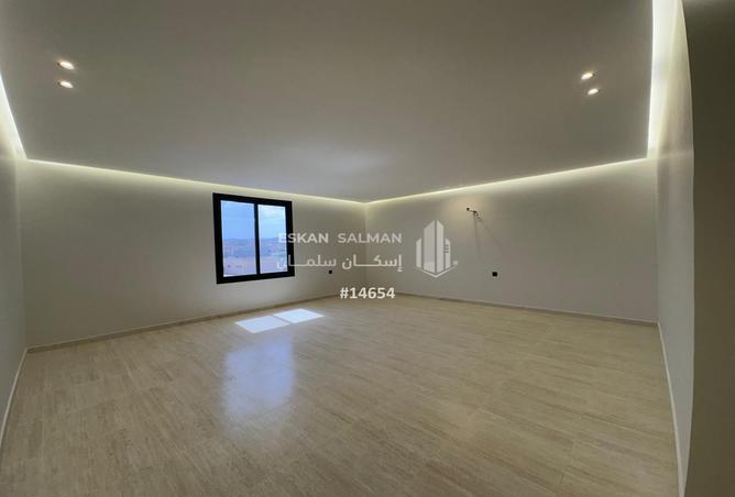 253546 - Property Image 3
