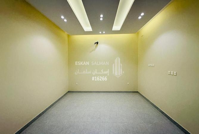 256235 - Property Image 3