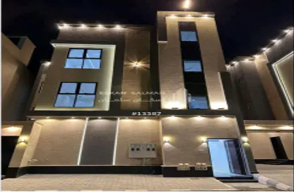 Full Floor - 7 Bedrooms - 4 Bathrooms for sale in Al Dhurfah - Khamis Mushayt - Asir