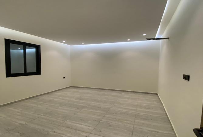 257327 - Property Image 2