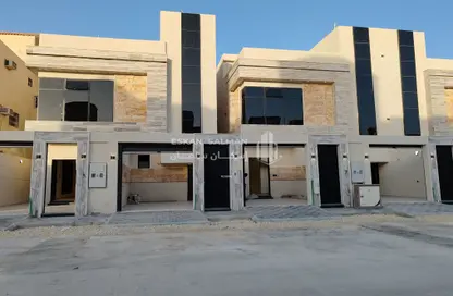 Full Floor - 6 Bedrooms - 3 Bathrooms for sale in Tuwaiq - Riyadh - Ar Riyadh
