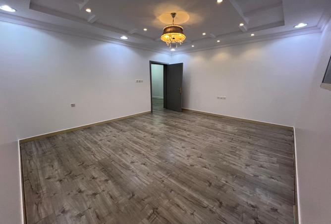 255651 - Property Image 3