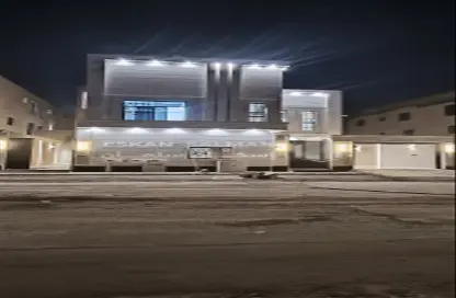 طابق كامل - 6 غرف نوم - 4 حمامات للبيع في الندوة - الرياض - الرياض