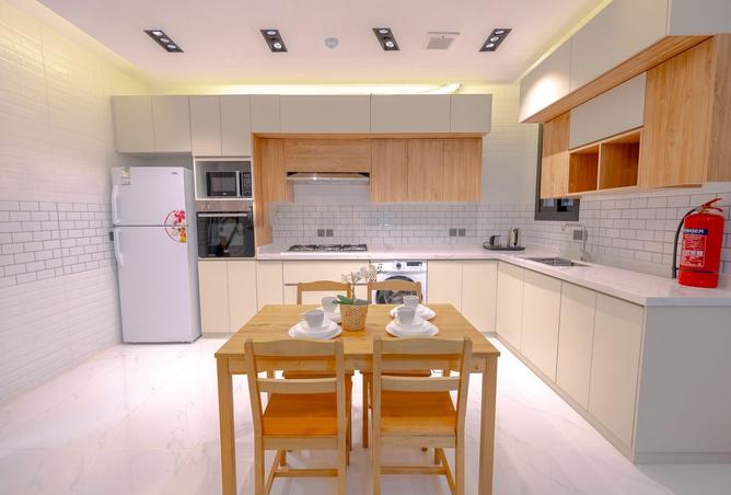 258004 - Property Image 2