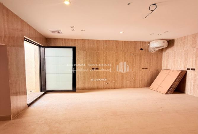 255887 - Property Image 2