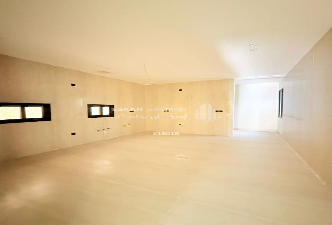 255890 - Property Image 3