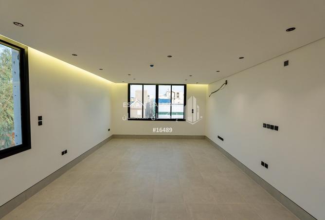 256633 - Property Main Image