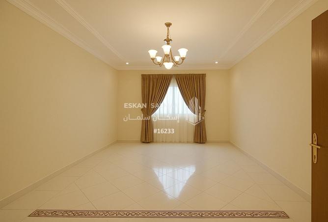 256260 - Property Image 2