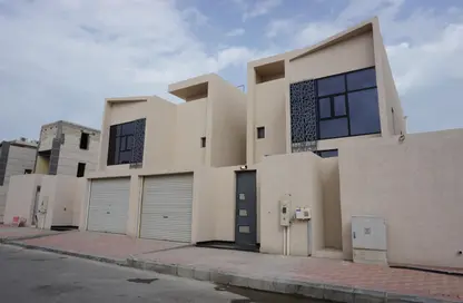 Duplex - 3 Bedrooms - 7 Bathrooms for sale in Ar Rakah Al Janubiyah - Al Khubar - Eastern